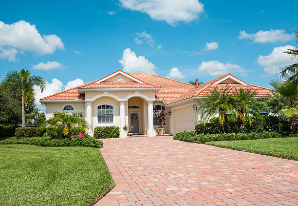 Best Residential Paver Driveway  in Vinton, IA