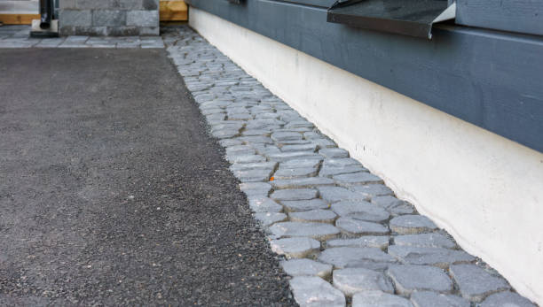 Best Driveway Pavers Near Me  in Vinton, IA